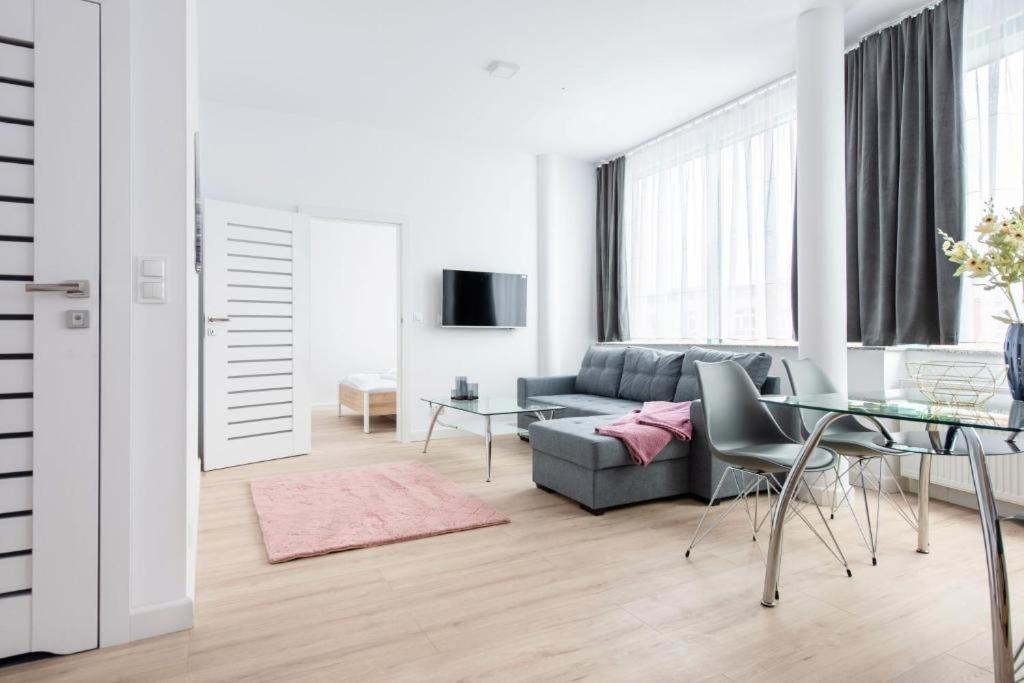 Reymonta 22 Apartamenty 오폴레 외부 사진