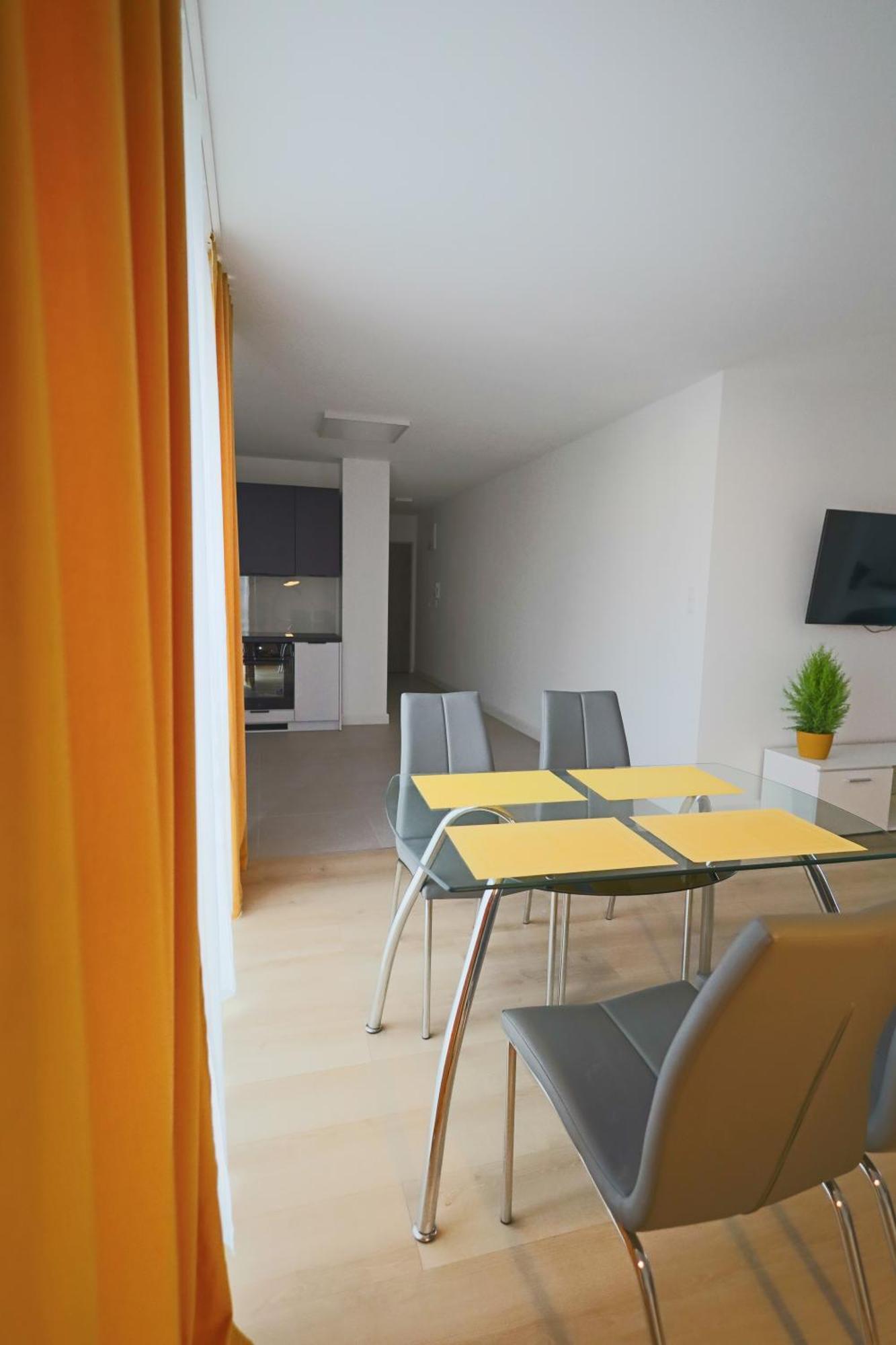 Reymonta 22 Apartamenty 오폴레 외부 사진
