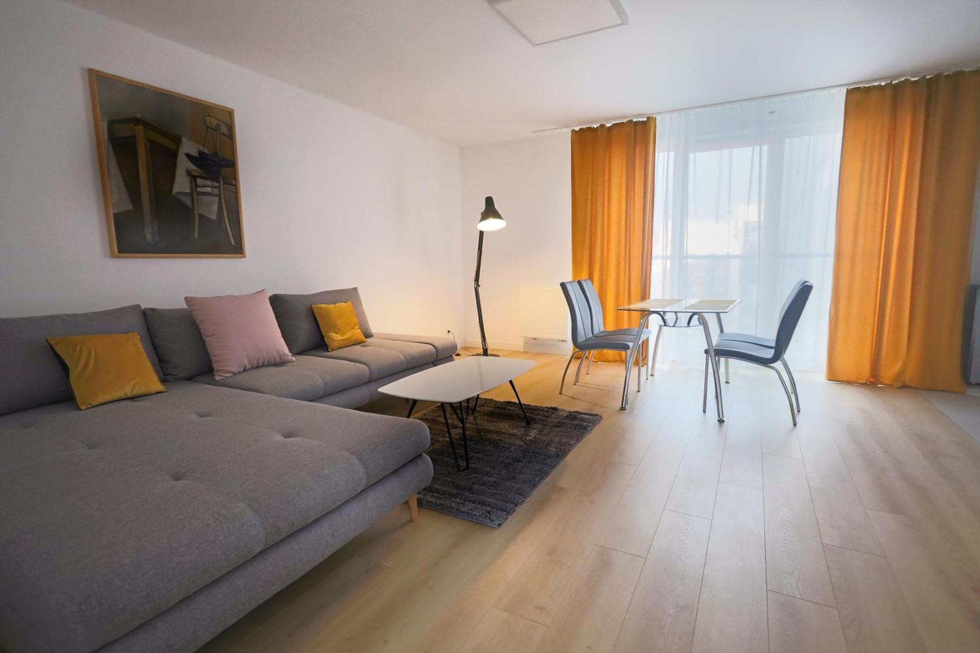 Reymonta 22 Apartamenty 오폴레 외부 사진