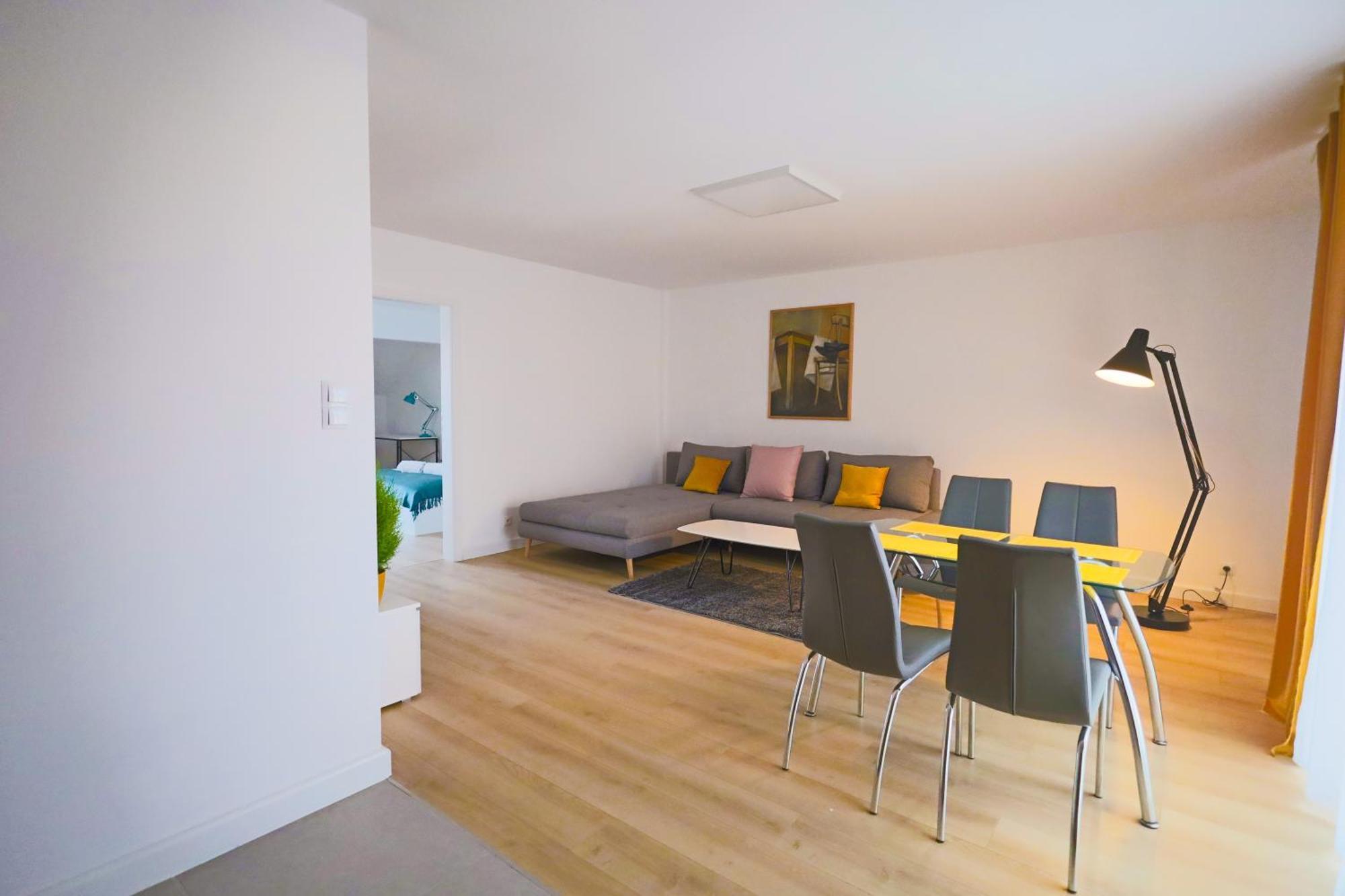 Reymonta 22 Apartamenty 오폴레 외부 사진